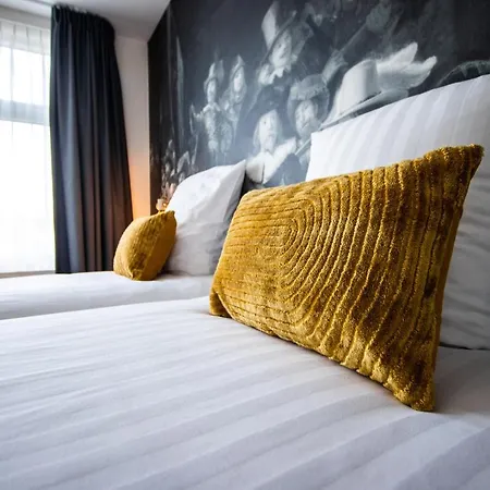 فندق Neptunus 3*