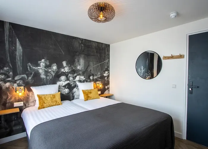 Neptunus 3* إغموند آن زي